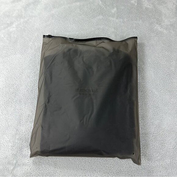 Essentials Men's Size Large Fear of God FOG NWT Oversized 100% Cotton Crewneck - Picture 1 of 13